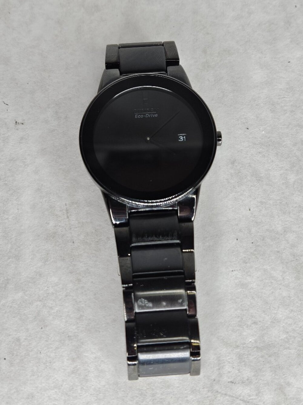 Citizen Eco-Drive Axiom Black 40mm Men's Wristwatch Watch 7.5 Inches